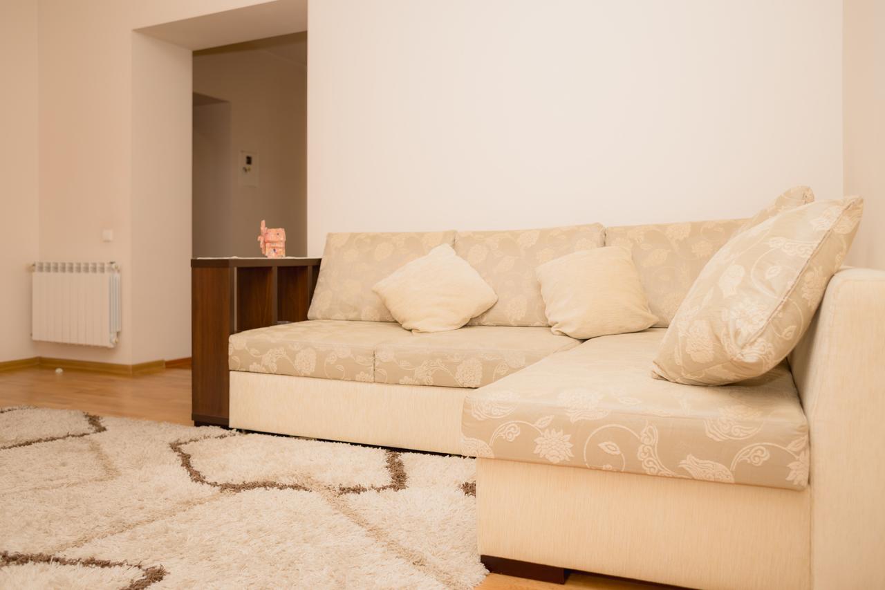 리비프 Dorosh Apartamet 아파트 외부 사진
